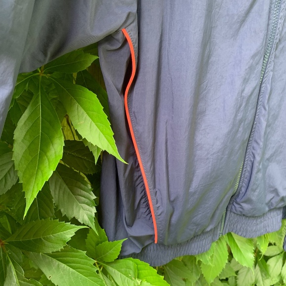 Jordan X Nike Air Windbreaker - Picture 6 of 8